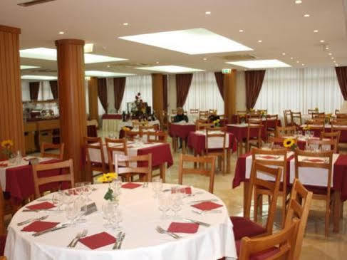 Hotel Coroa De Fatima Bagian luar foto